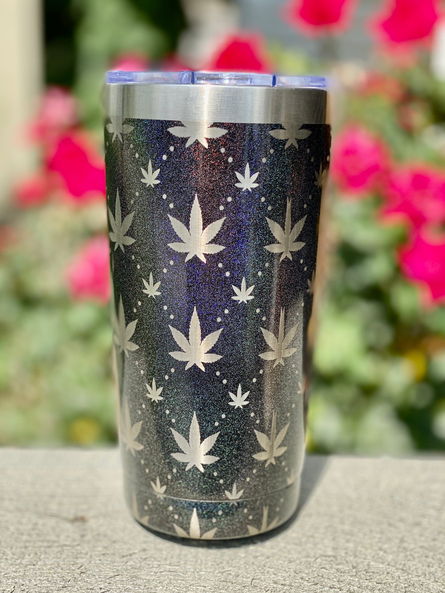 Marijuana Leaf Pattern Tumbler (20 oz. Black Shimmer)