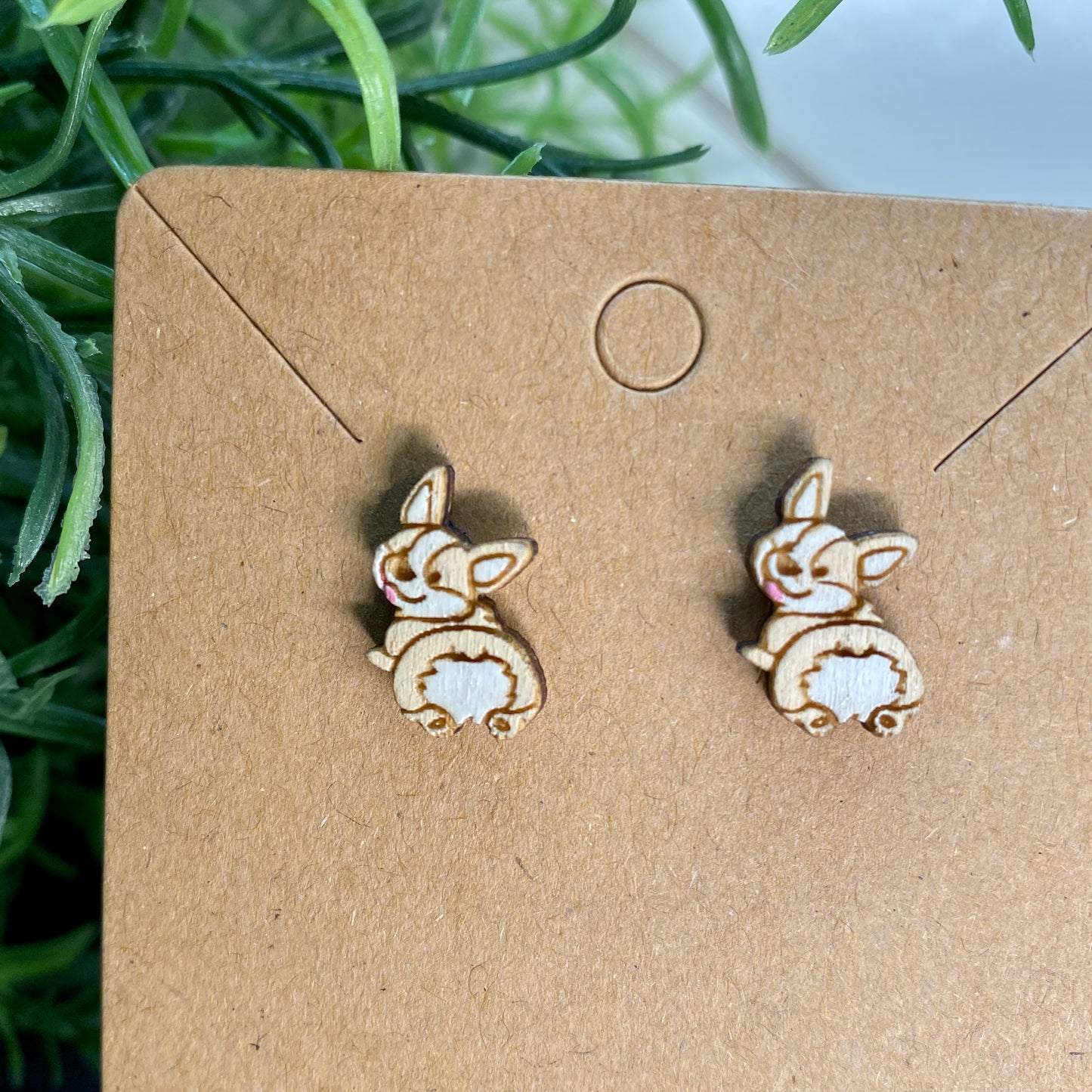 Corgi Dog Look Back Wood Stud Earrings