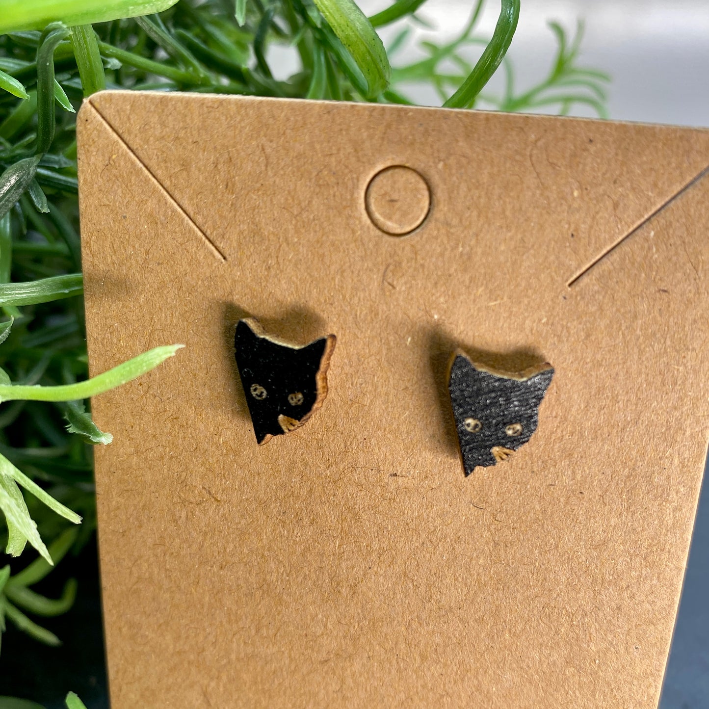 Black Cat Face Wood Stud Earrings