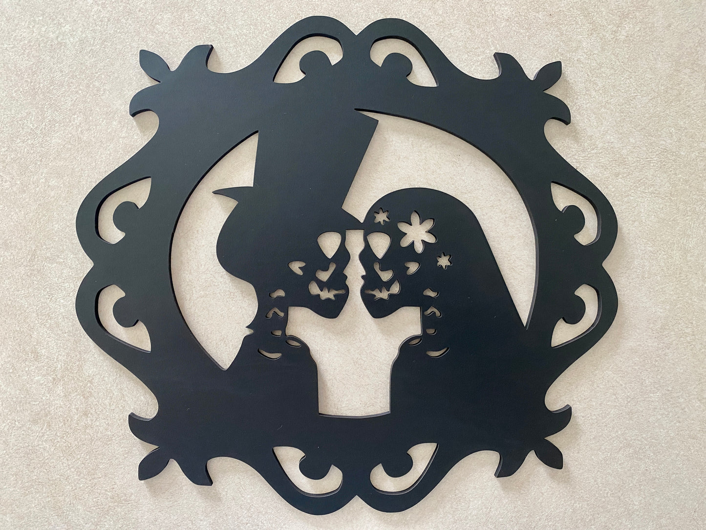 Skeleton Couple Cut Out Wall Hanging